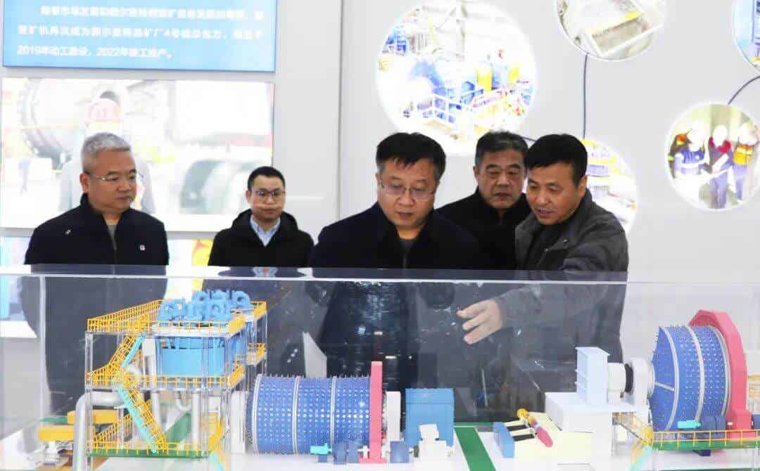 耐普礦機與黑貓股份簽署戰略合作協議